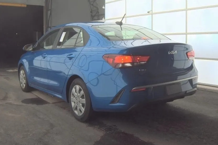 2023 Kia Rio S photo 1
