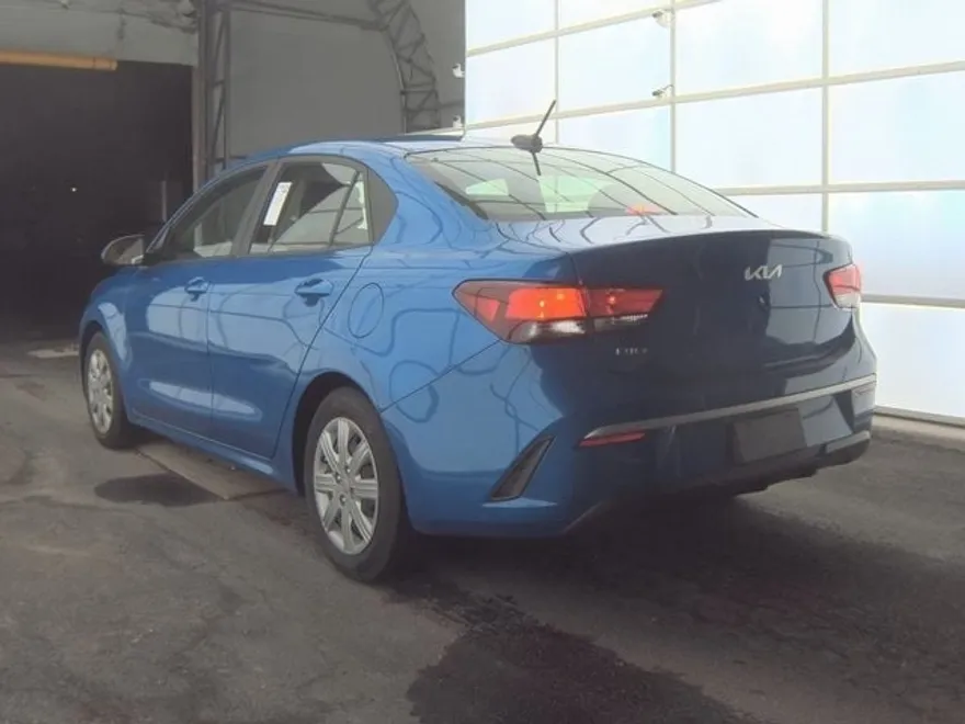 2023 Kia Rio S photo 1
