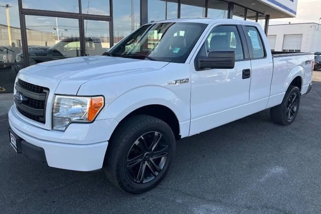 2014 Ford F-150 STX photo 1
