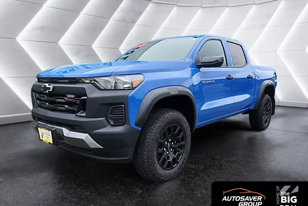 2025 Chevrolet Colorado Trail Boss photo 1