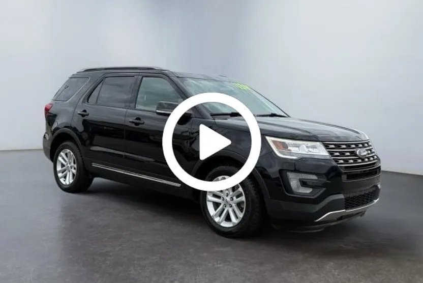2023 Ford Explorer Limited photo 1