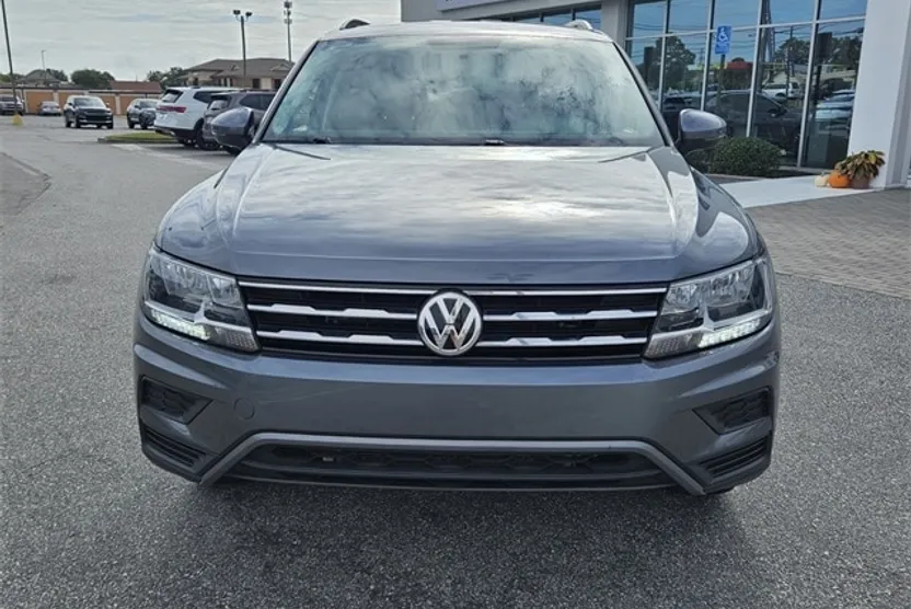 2020 Volkswagen Tiguan S photo 1