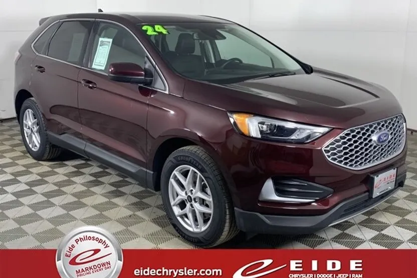 2024 Ford Edge SEL photo 1