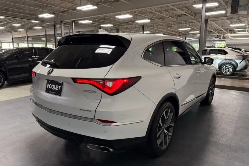 2024 Acura MDX SH-AWD Technology photo 1