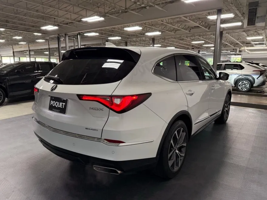 2024 Acura MDX SH-AWD Technology photo 1