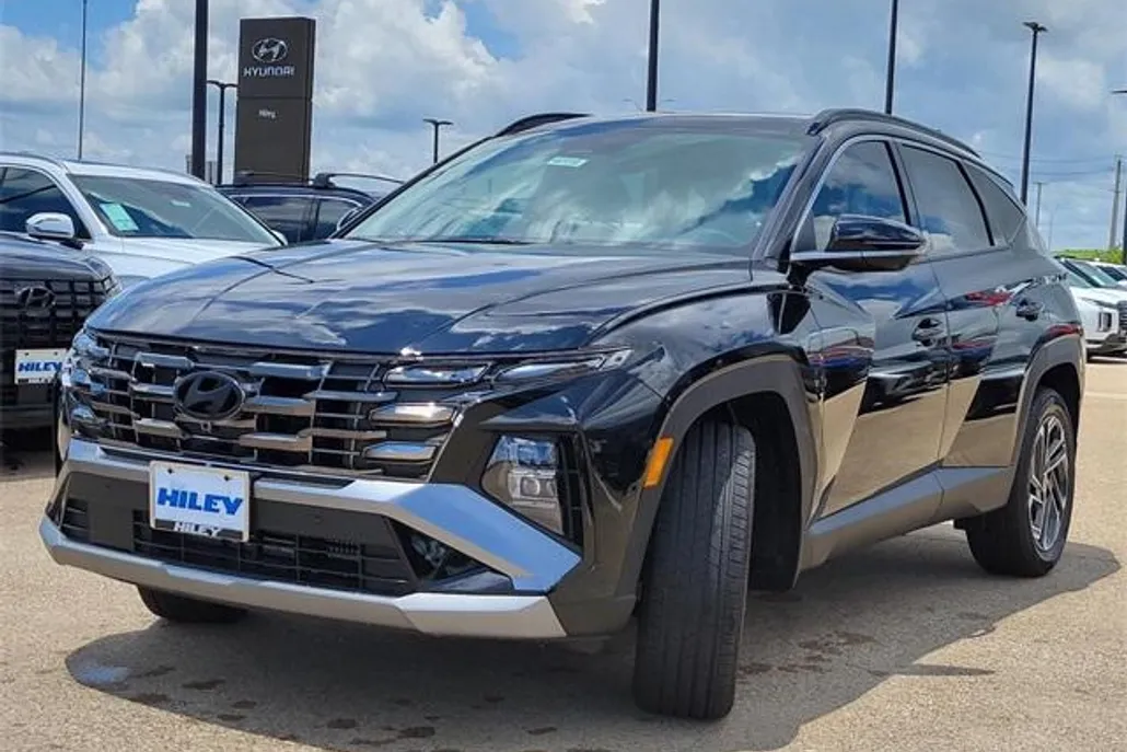 2025 Hyundai Tucson Hybrid Limited photo 1