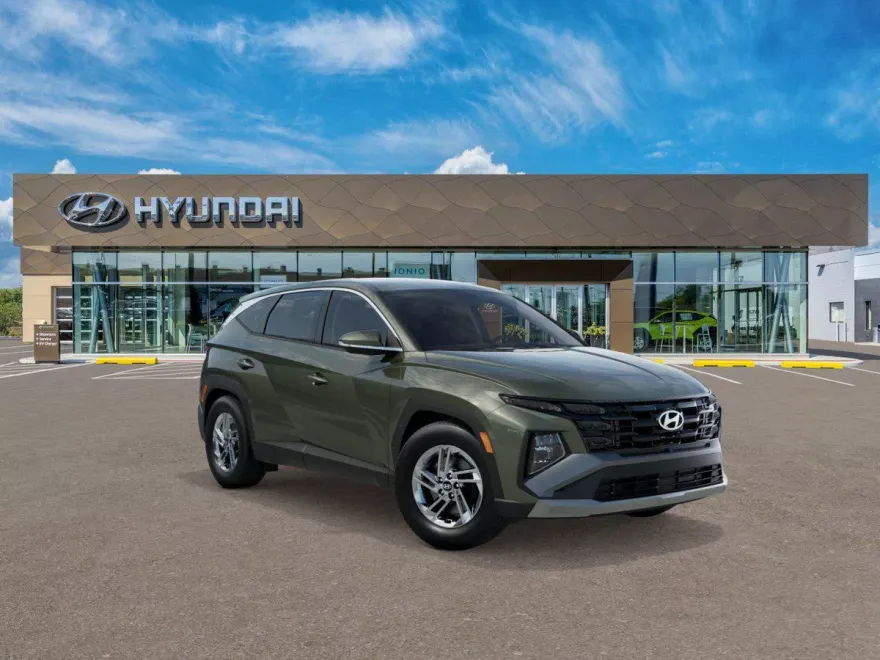 2026 Hyundai Tucson SE photo 1