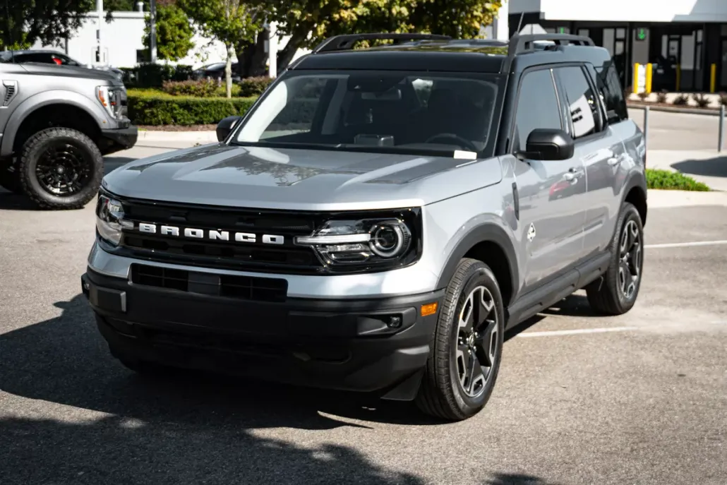 2023 Ford Bronco Sport Outer Banks photo 1