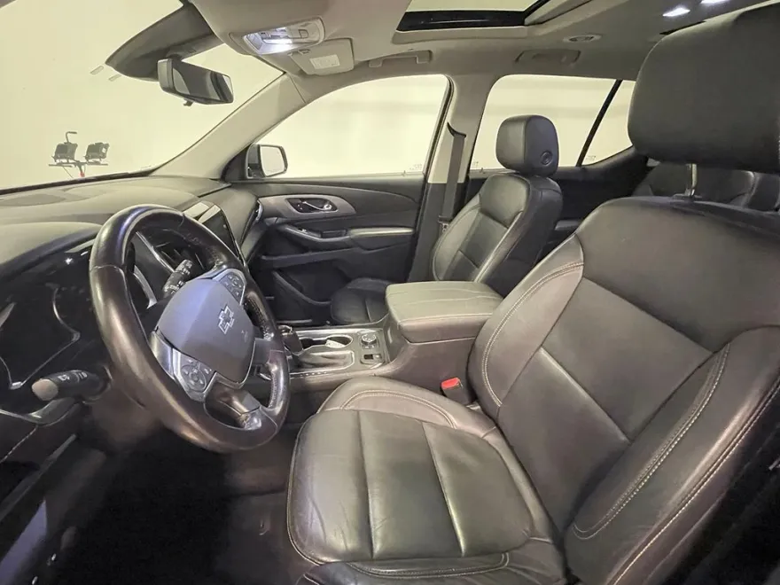 2020 Chevrolet Traverse RS photo 1