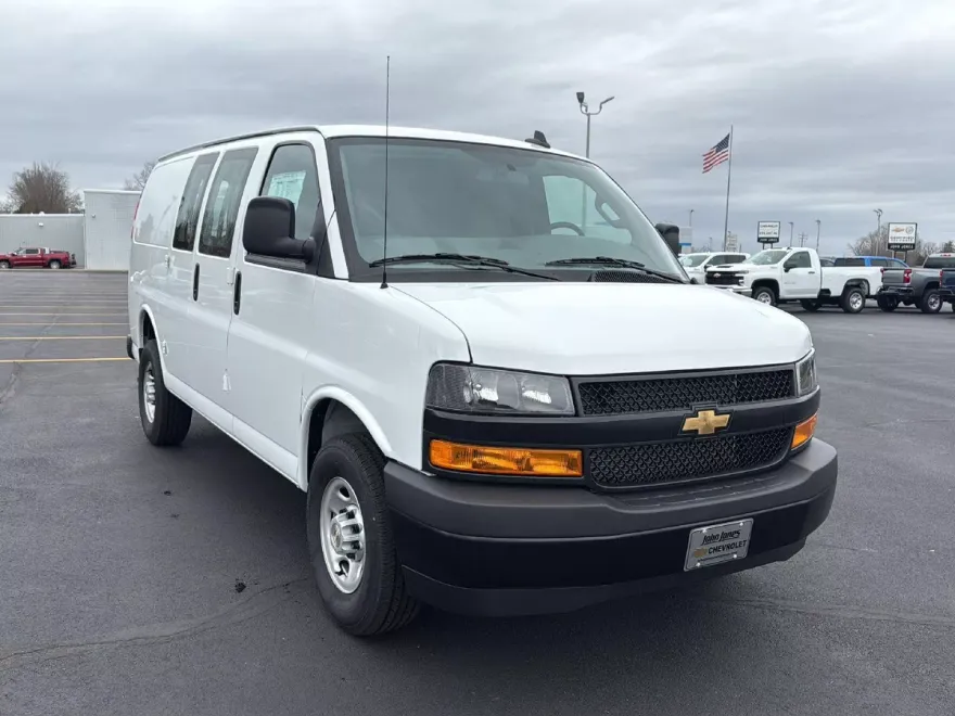 2024 Chevrolet Express Cargo Van 2500 photo 1