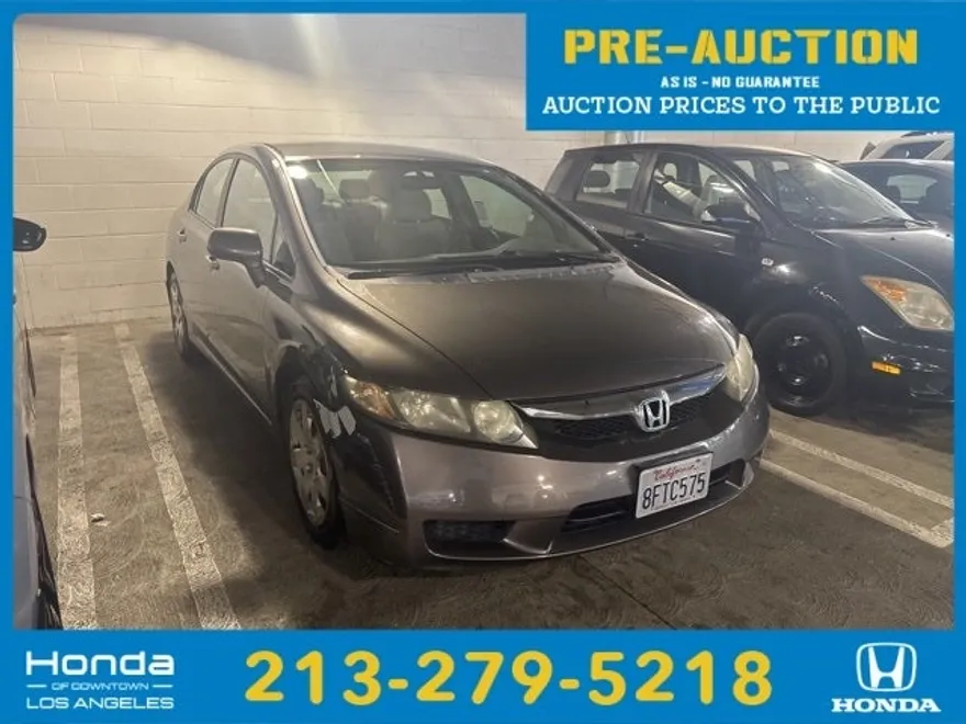 2010 Honda Civic LX photo 1