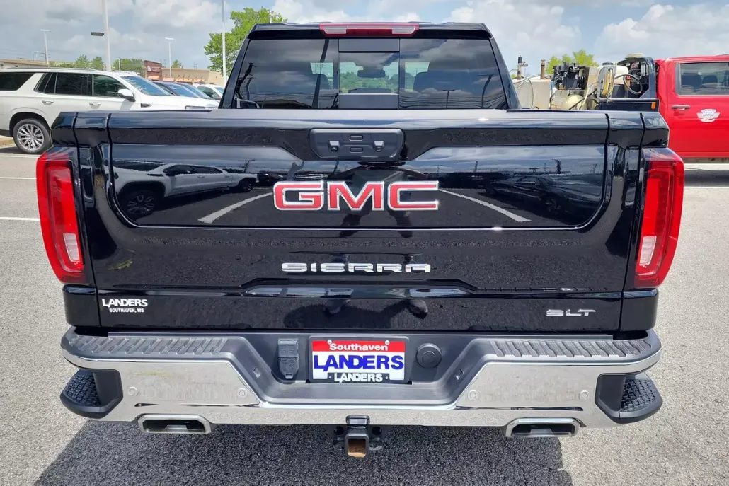 2024 Gmc Sierra 1500 SLT photo 1