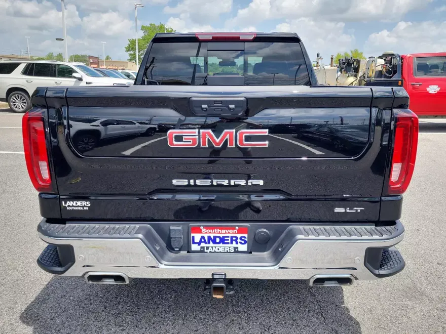 2024 Gmc Sierra 1500 SLT photo 1