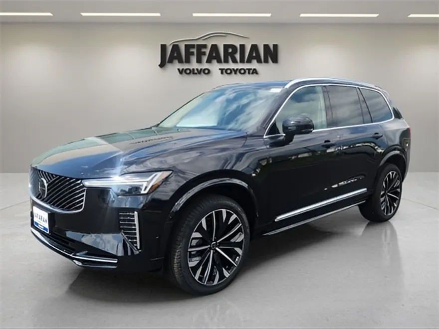 2026 Volvo XC90 Plus photo 1