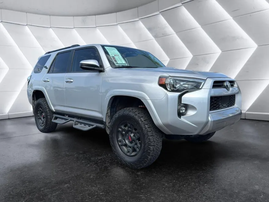2021 Toyota 4Runner TRD photo 1