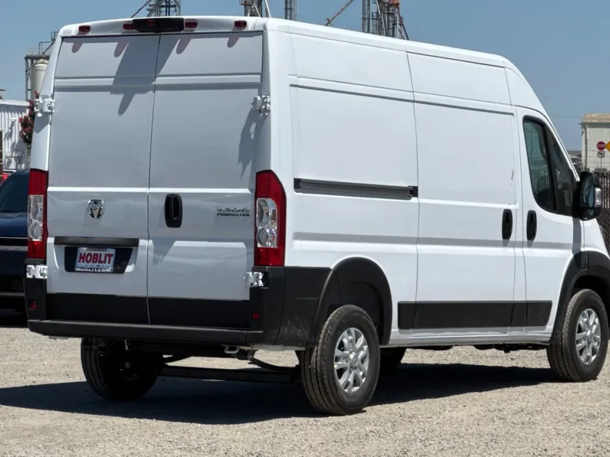 2025 Ram ProMaster 1500 SLT Cargo Van High Roof photo 1