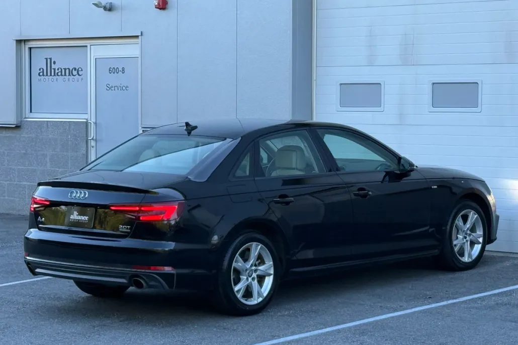 2018 Audi A4 Quattro Premium photo 1