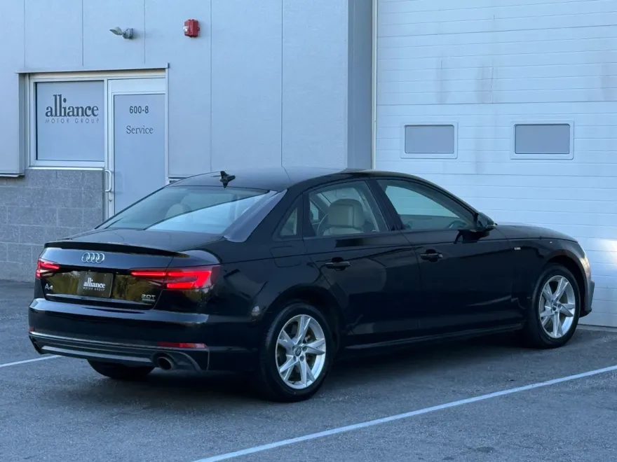 2018 Audi A4 Quattro Premium photo 1