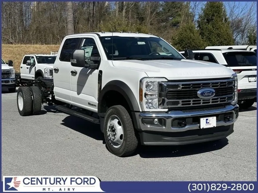 2025 Ford F-450 photo 1