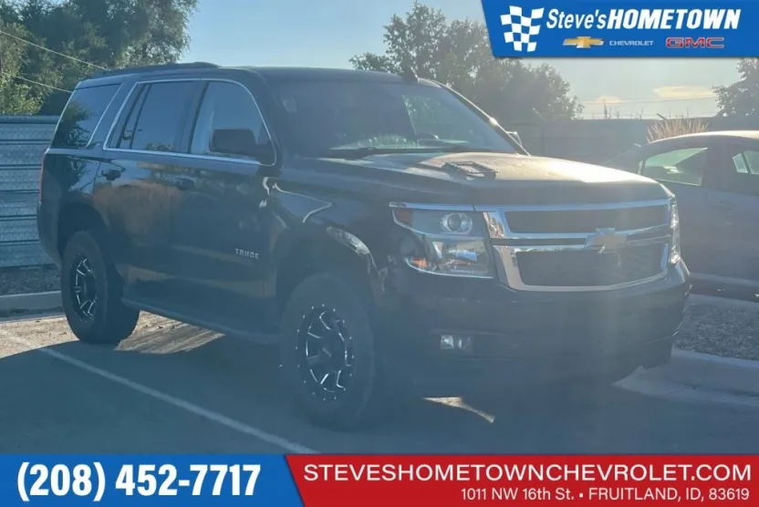 2018 Chevrolet Tahoe LT photo 1