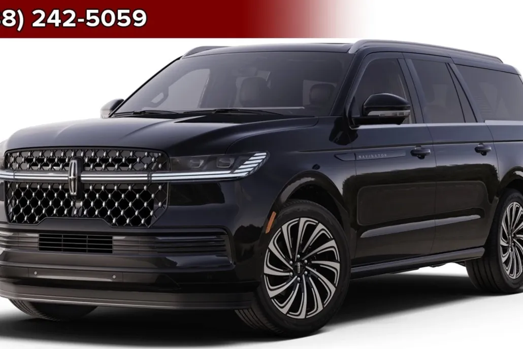 2025 Lincoln Navigator Black Label photo 1