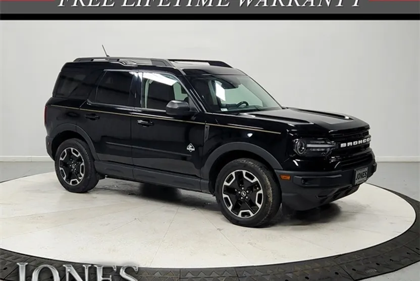 2021 Ford Bronco Sport Outer Banks photo 1