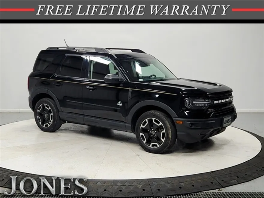 2021 Ford Bronco Sport Outer Banks photo 1