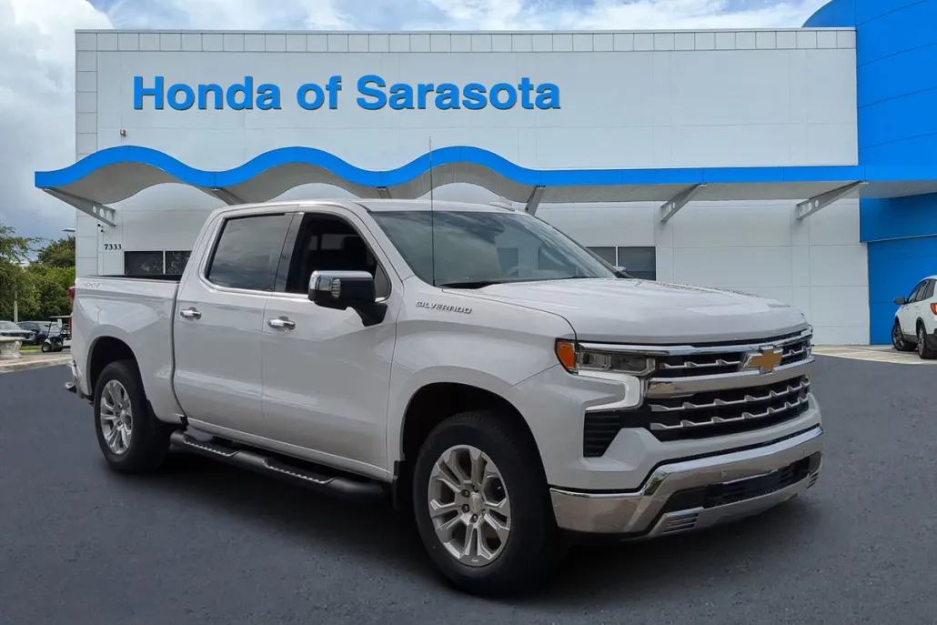 2024 Chevrolet Silverado 1500 LTZ photo 1