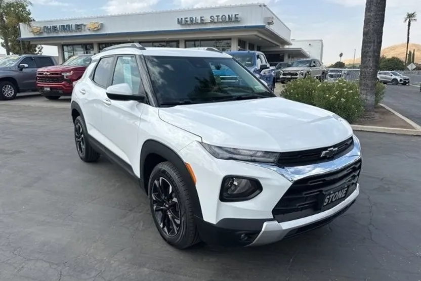2022 Chevrolet Trailblazer LT photo 1