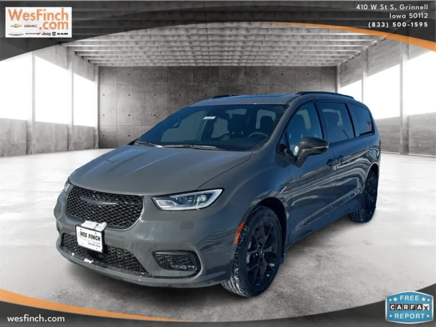 2025 Chrysler Pacifica Limited photo 1