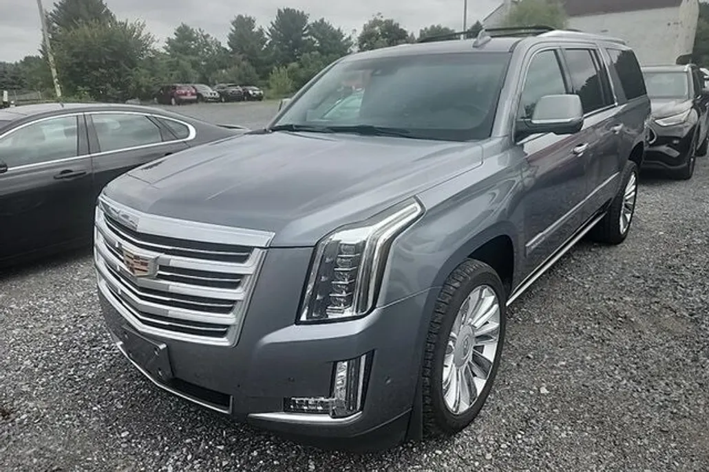 2019 Cadillac Escalade ESV Platinum photo 1