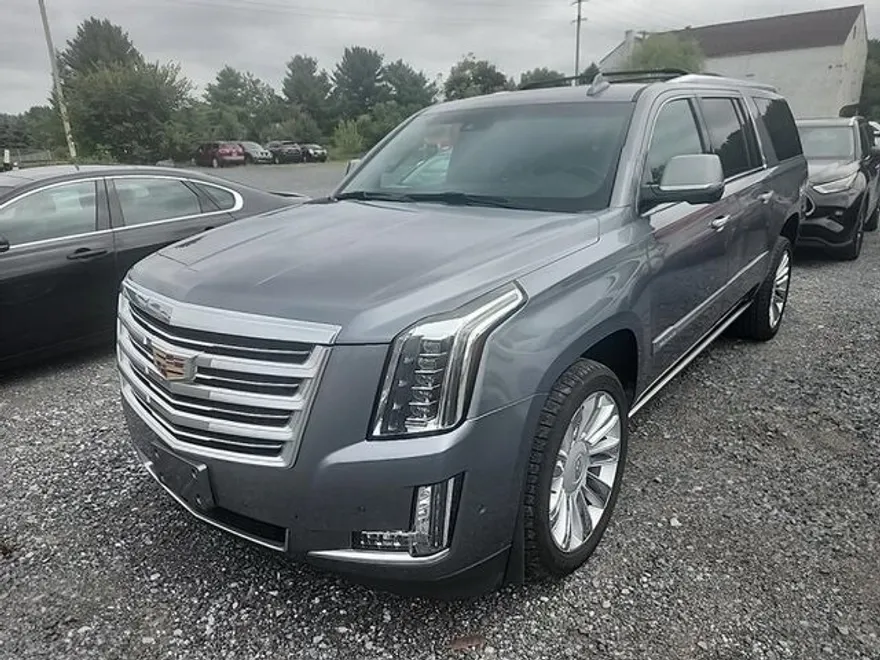 2019 Cadillac Escalade ESV Platinum photo 1
