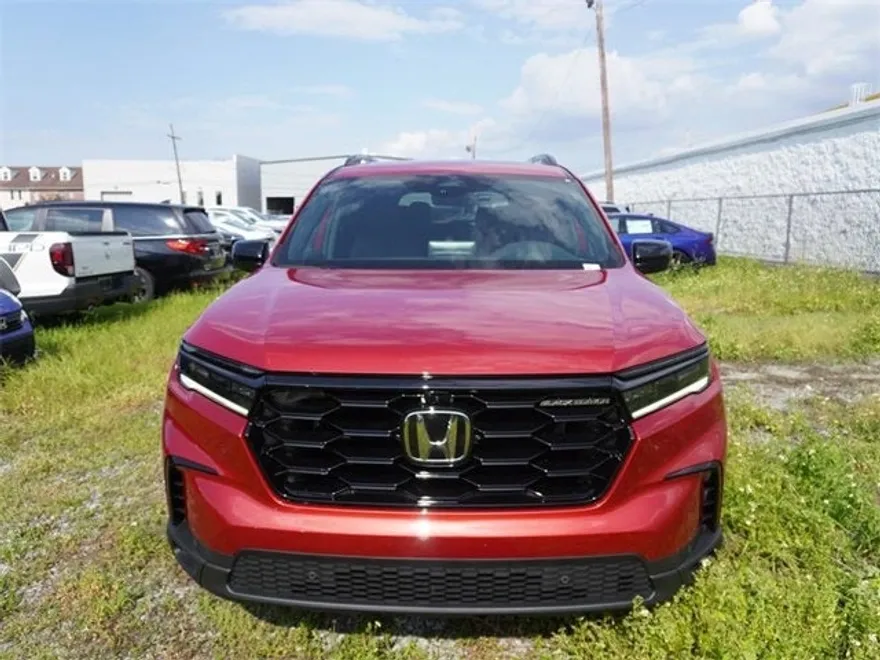 2025 Honda Pilot Black Edition photo 1