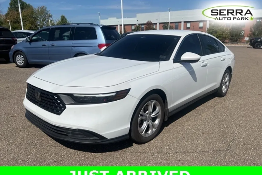 2024 Honda Accord LX photo 1
