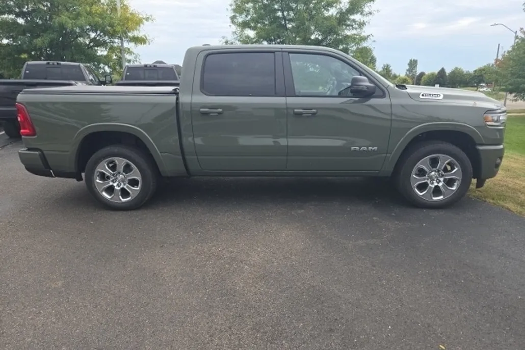 2026 Ram 1500 Big Horn photo 1