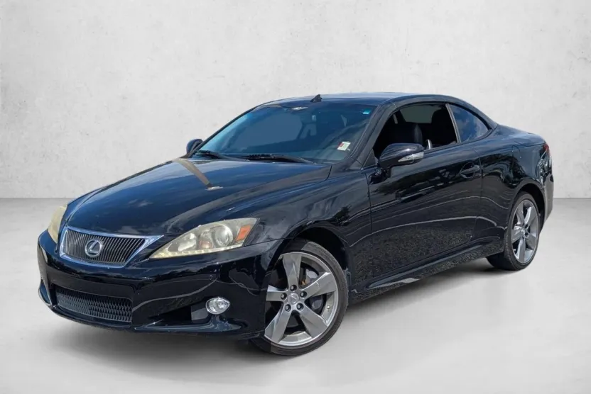 2011 Lexus IS 350C photo 1