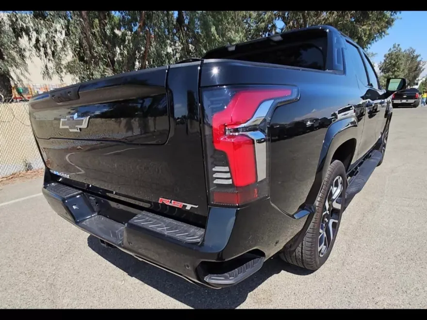 2024 Chevrolet Silverado RST photo 1