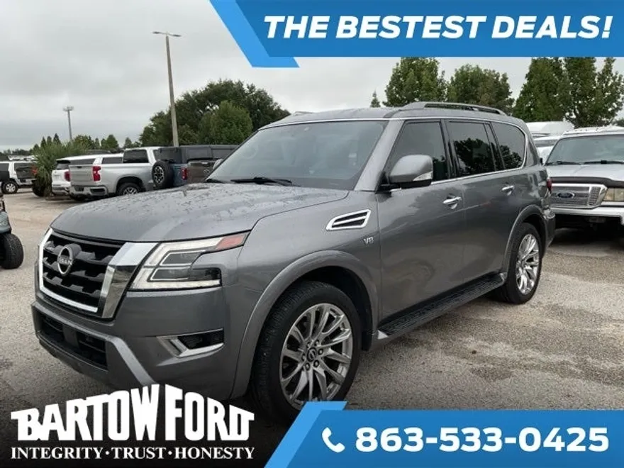 2022 Nissan Armada SV photo 1