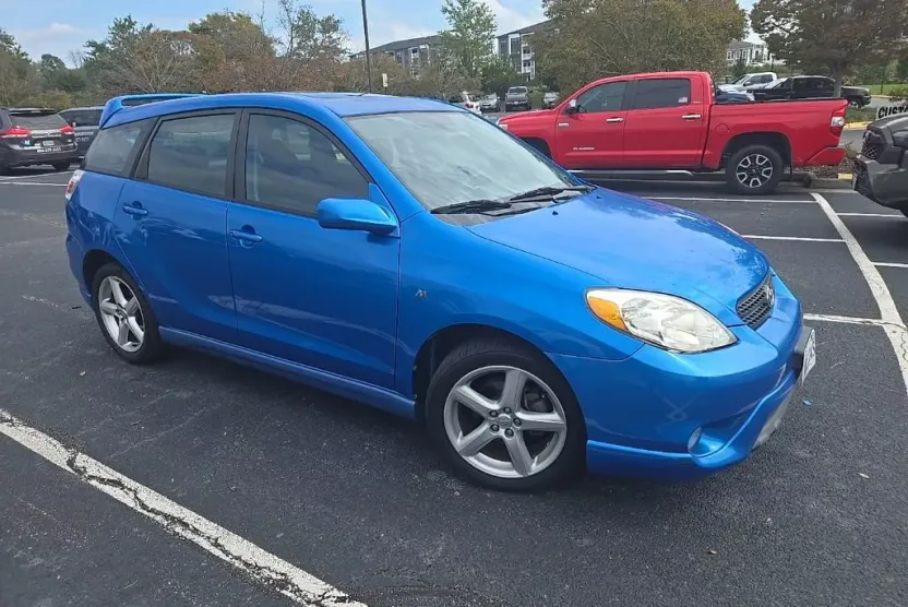 2007 Toyota Corolla Matrix L photo 1