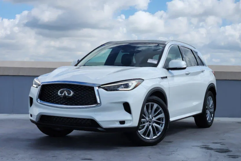 2024 Infiniti QX50 Luxe photo 1