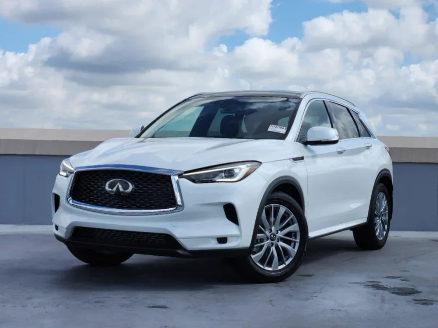 2024 Infiniti QX50 Luxe photo 1