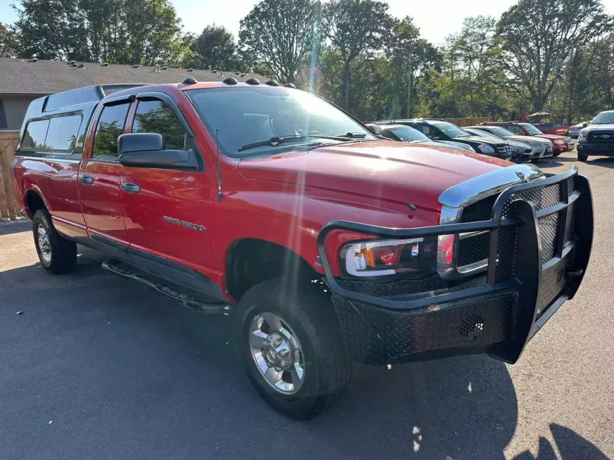 2005 Dodge Ram 3500 ST photo 1