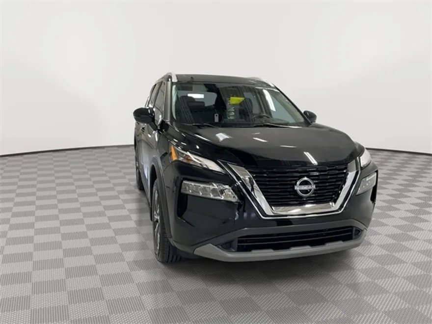 2023 Nissan Rogue SV photo 1