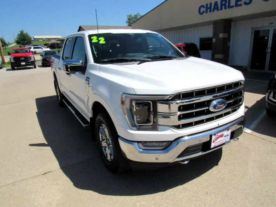2022 Ford F-150 Lariat photo 1