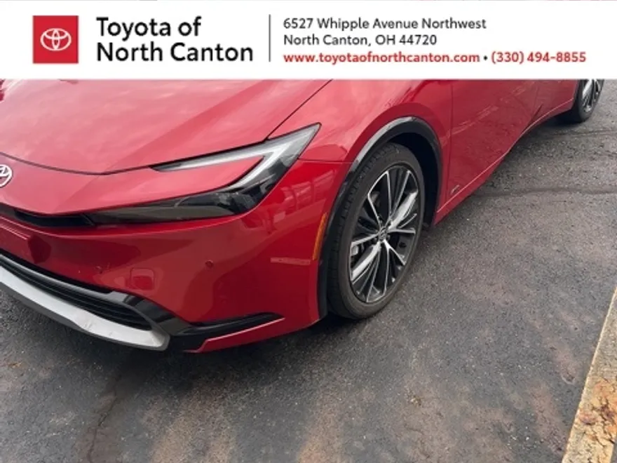 2024 Toyota Prius XLE photo 1