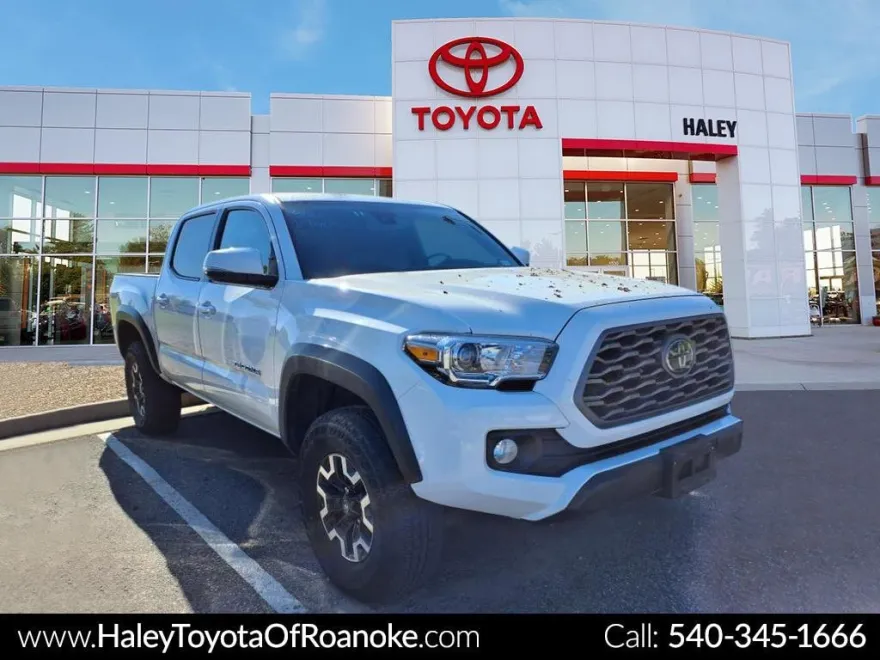 2023 Toyota Tacoma TRD Double Cab V6 photo 1