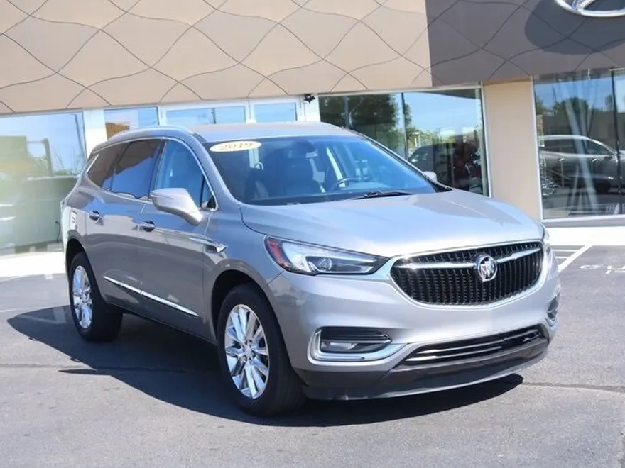 2019 Buick Enclave Essence photo 1