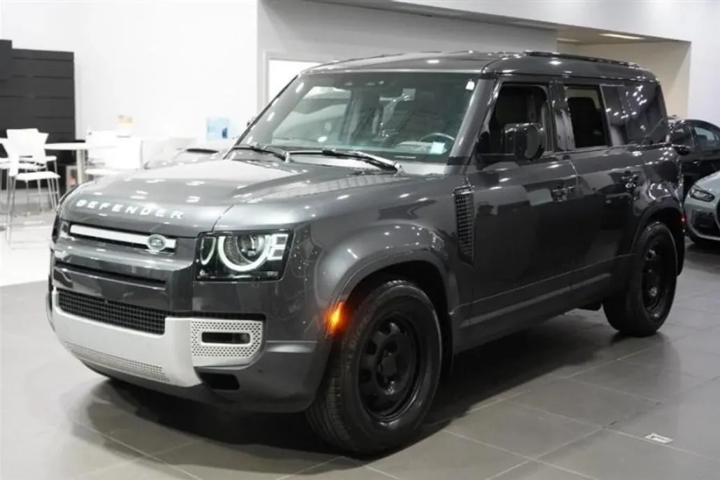 2023 Land Rover Defender S photo 1