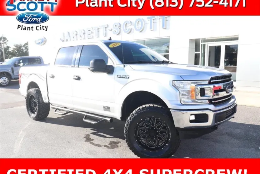 2019 Ford F-150 XLT photo 1