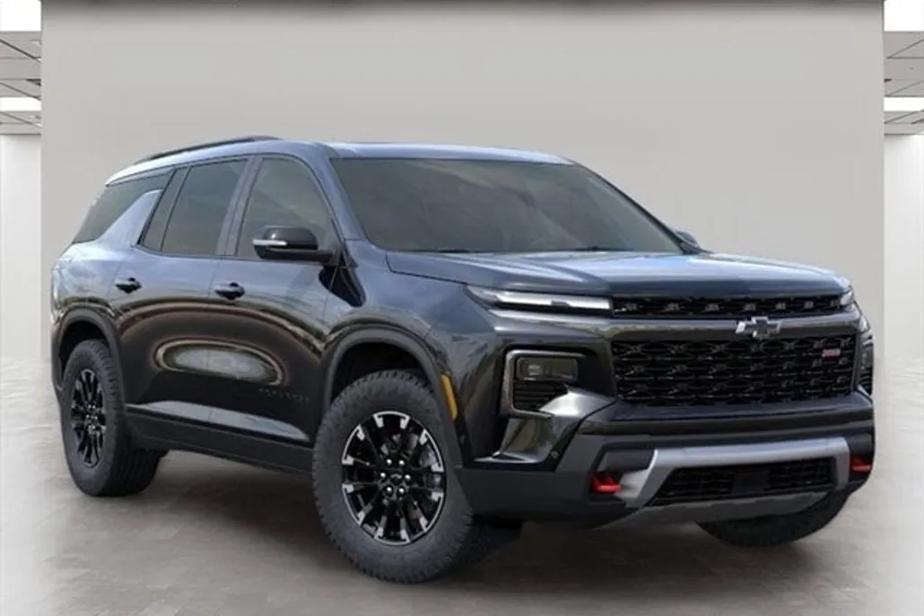 2026 Chevrolet Traverse Z71 photo 1